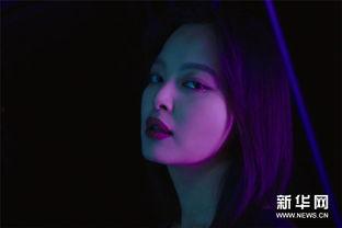 神秘女士在线观看,在线揭秘神秘面纱背后的传奇故事  第1张