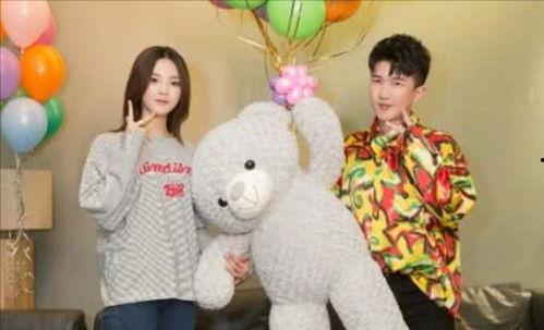 重生之我在娱乐圈吃瓜免费阅读,吃瓜达人逆袭之路  第3张